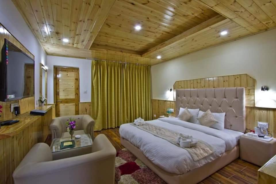 Himalayan Riverpark - A Four Star Luxury Hotel, Manali Esterno foto