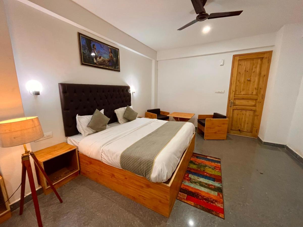 Himalayan Riverpark - A Four Star Luxury Hotel, Manali Esterno foto