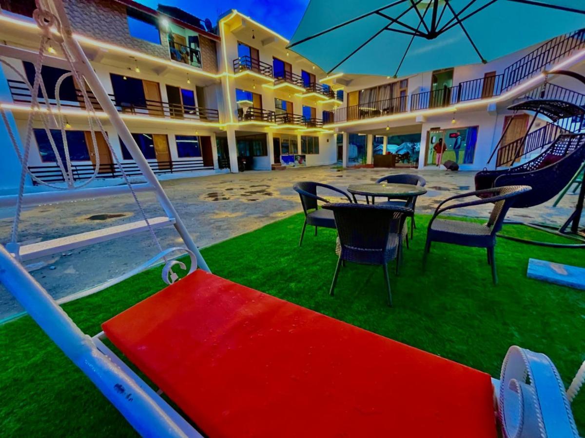 Himalayan Riverpark - A Four Star Luxury Hotel, Manali Esterno foto